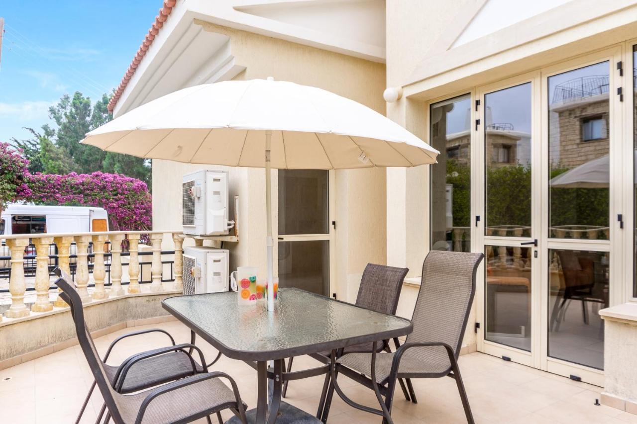 Villa Deja Blue By Ezoria Villas Coral Bay Exterior foto